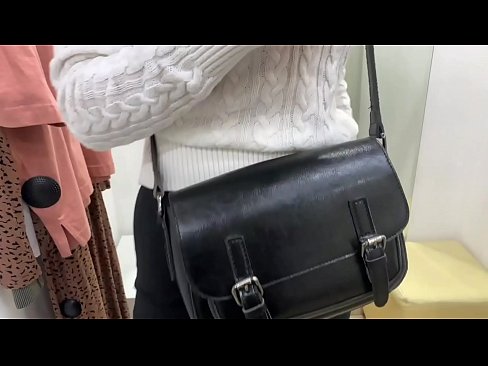 ❤️ Almenn sjálfsfróun ungrar tíkar FeralBerry með dildó í mátunarklefa ❌ Fjandinn myndband á klám is.yinshuabang.top